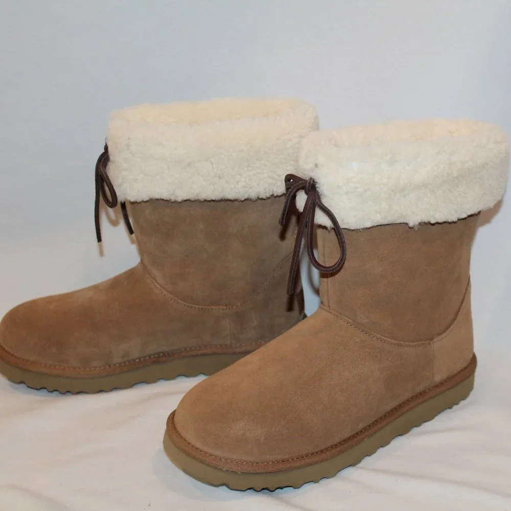 NIB UGG WOMEN'S CLASSIC SHORT CHESTNUT SUEDE‎ SHEARLING LINED SARISSA BOOTS 8